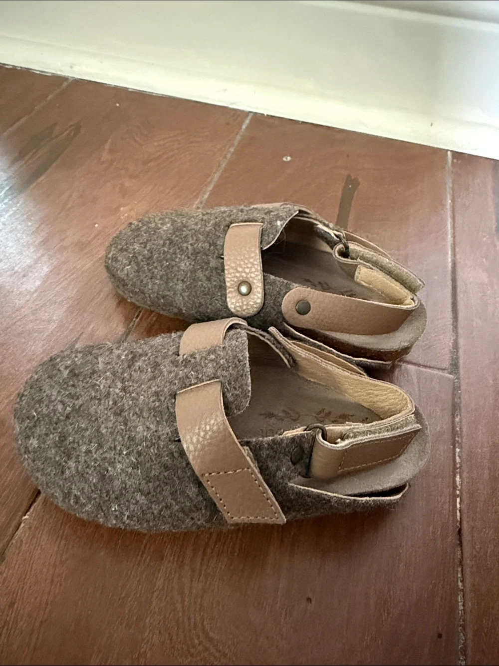 Kids Brown Wool Felt Muled